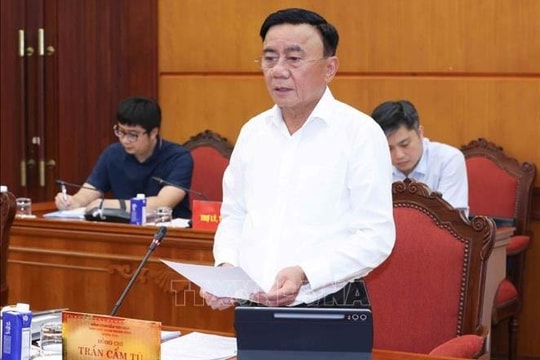 Kết luận của Bộ Chính trị, Ban Bí thư về tăng cường lãnh đạo, chỉ đạo công tác tổ chức đại hội đảng bộ các cấp