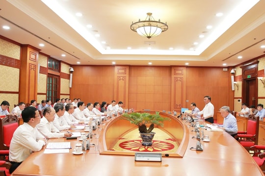 Định hướng số lượng cấp phó của cơ quan, tổ chức trong hệ thống chính trị