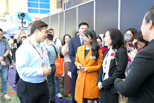 NEPCON Vietnam 2025 17 năm kiến tạo "điểm hẹn" công nghệ điện tử toàn cầu