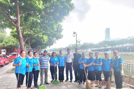 Chung tay “hồi sinh” sông Tô Lịch