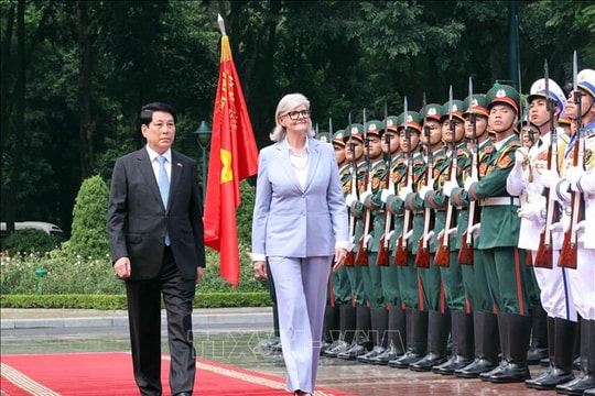 Chủ tịch nước Lương Cường chủ trì lễ đón cấp Nhà nước Toàn quyền Australia