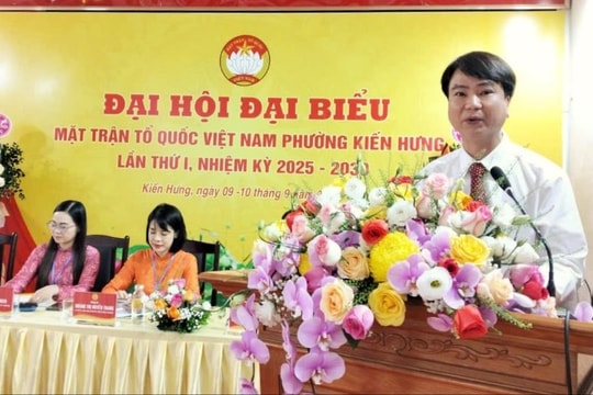 Đồng chí Hoàng Thị Huyền Trang giữ chức Chủ tịch Ủy ban MTTQ Việt Nam phường Kiến Hưng