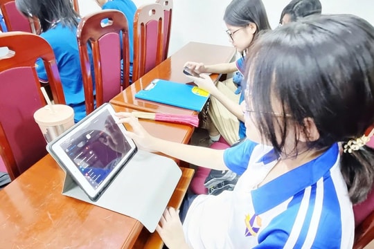 Thanh niên phường Đại Mỗ đưa AI, ChatGPT vào đời sống