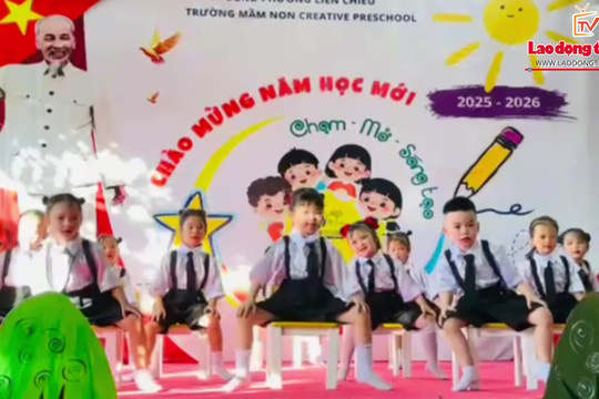 Các trường mầm non hân hoan chào năm học mới