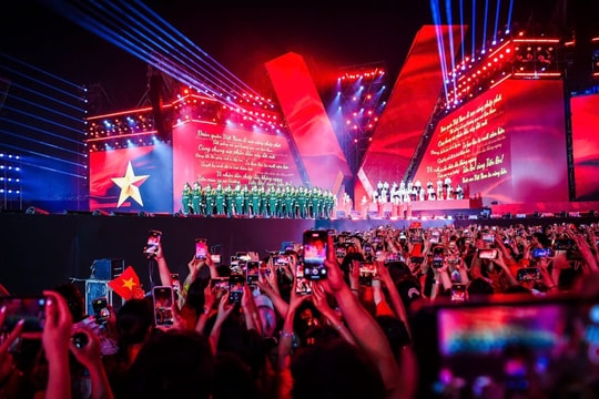 Công nghiệp văn hóa thắp lửa tinh thần dân tộc