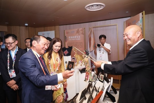 Bộ trưởng Bộ VHTTDL Nguyễn Văn Hùng: Tăng cường hợp tác quốc tế, đưa Nhà triển lãm Việt Nam bứt tốc
