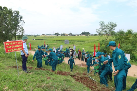 Gần 400 người ở xã Hát Môn, Cổ Đô thực hành xử lý tình huống thiên tai