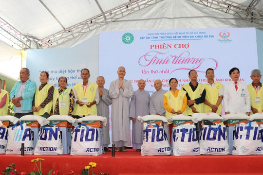 Những việc nghĩa ấm tình đồng bào