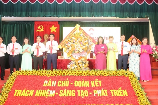 Khơi dậy sức dân, xây dựng quê hương Bất Bạt phát triển bền vững