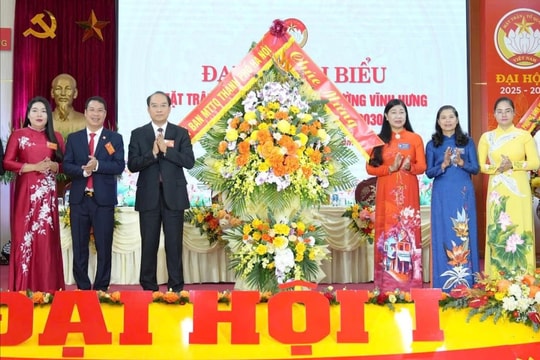 Đồng chí Phạm Ngọc Hưng tiếp tục làm Chủ tịch Ủy ban MTTQ Việt Nam phường Vĩnh Hưng