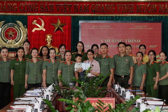 Công an Lai Châu đỡ đầu con trai Thiếu tá Hà Văn Minh hy sinh khi làm nhiệm vụ