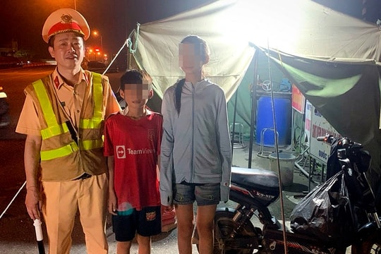 Từ những hành động bột phát của trẻ: Cần sự cộng đồng trách nhiệm