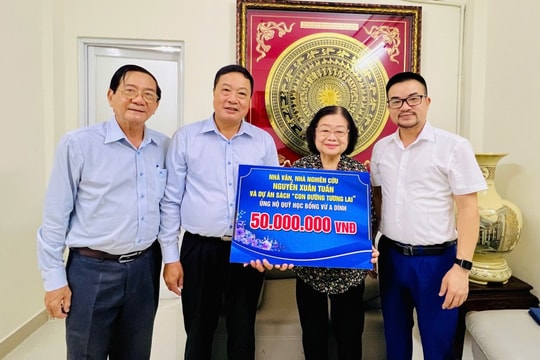 Khuyến khích tinh thần hiếu học của học sinh dân tộc thiểu số