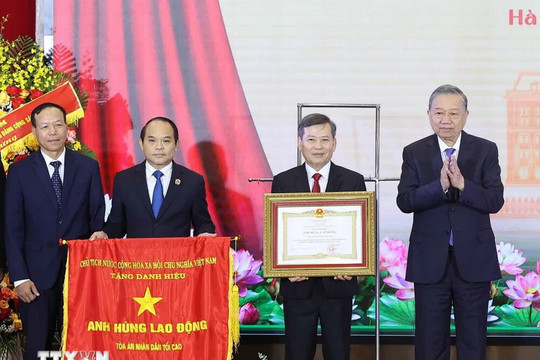 Tổng Bí thư Tô Lâm: Ngành Tòa án phải phấn đấu để mọi phán quyết đều thấu tình, đạt lý