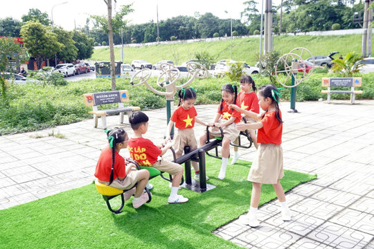 Xây dựng cộng đồng văn minh ở phường Long Biên