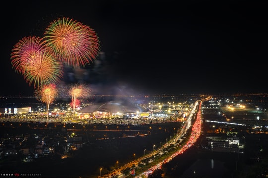 Sẽ bắn pháo hoa nghệ thuật trong Lễ bế mạc Triển lãm Thành tựu Đất nước