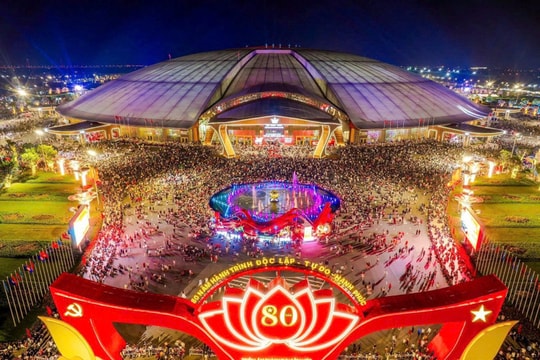 Triển lãm Thành tựu đất nước: Dấu ấn kỷ lục và những giá trị vô giá