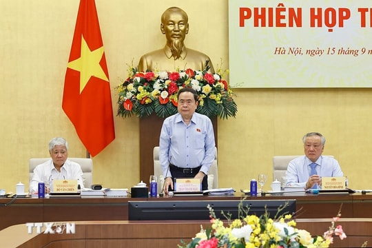 Chủ tịch Quốc hội Trần Thanh Mẫn chủ trì Phiên họp thứ hai Hội đồng Bầu cử quốc gia