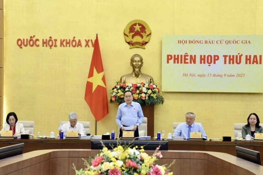 Chủ tịch Quốc hội Trần Thanh Mẫn chủ trì họp Hội đồng Bầu cử Quốc gia