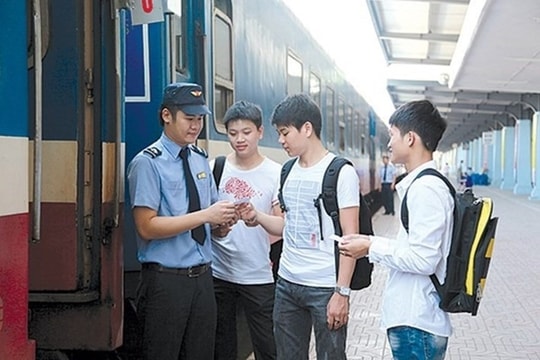 Ngành đường sắt áp dụng chính sách giảm giá cho tân sinh viên