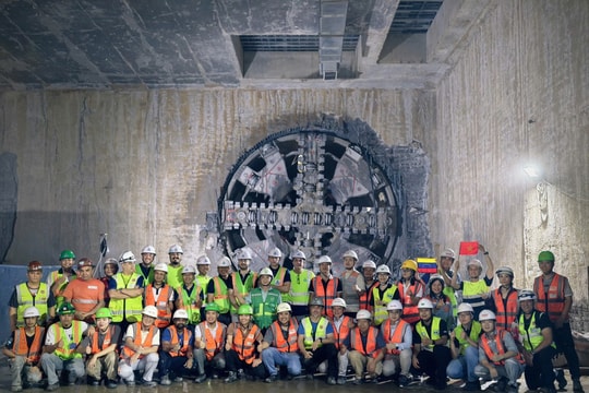 Máy đào hầm TBM số 2 của Dự án tuyến metro Nhổn - ga Hà Nội chính thức đến ga S10 - Cát Linh
