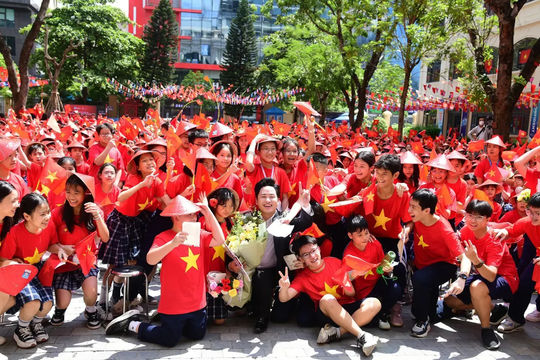 Hướng dẫn quy trình mời chuyên gia, nghệ sĩ tham gia hoạt động giáo dục