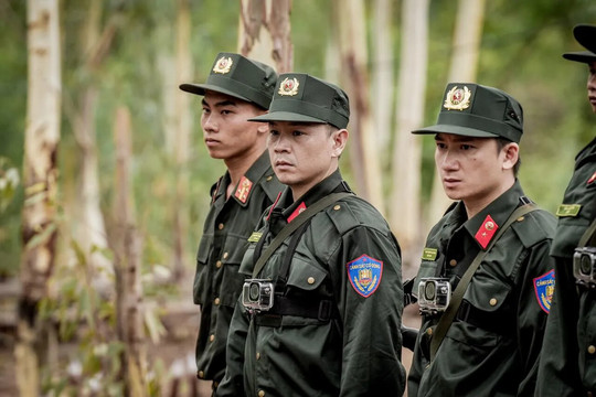 “Chiến sĩ quả cảm”: Ngô Kiến Huy, MC Thành Trung rời chương trình