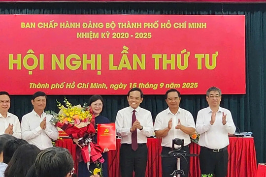 Bà Văn Thị Bạch Tuyết được chỉ định giữ chức Phó Bí thư Thành ủy TP Hồ Chí Minh