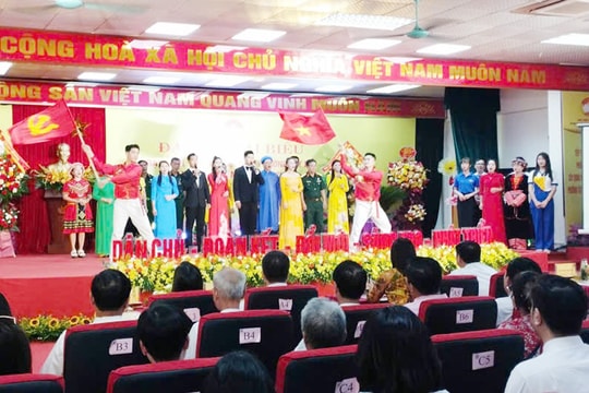 Đồng chí Nguyễn Ngọc Anh giữ chức Chủ tịch Ủy ban MTTQ Việt Nam phường Tây Mỗ