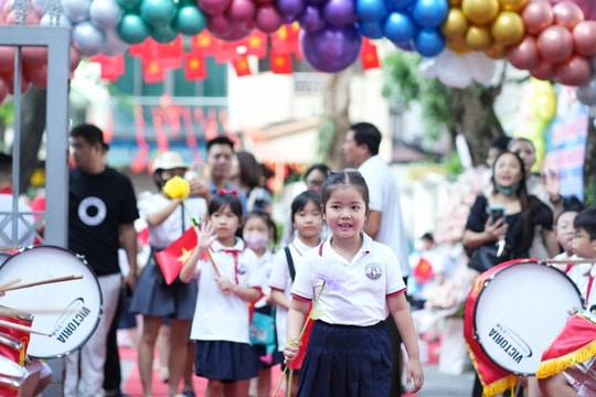 Thống nhất một bộ sách giáo khoa ngay từ năm học 2026 - 2027