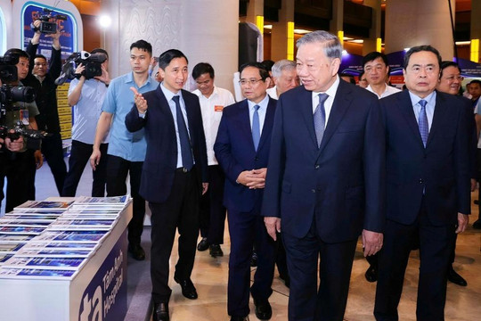 Triển lãm Thành tựu Y tế nổi bật: Việt Nam đẩy mạnh ứng dụng công nghệ cao trong khám chữa bệnh