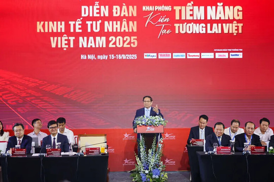 Thủ tướng nêu 6 mong muốn, kỳ vọng với cộng đồng doanh nghiệp, khu vực kinh tế tư nhân