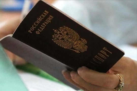 EU không có thẩm quyền cấm cấp thị thực cho công dân Nga