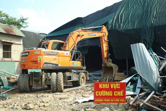 Xã Hưng Đạo cưỡng chế hàng loạt vi phạm đất đai