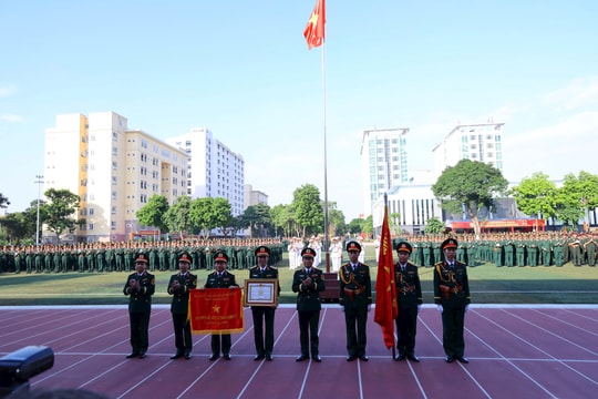 Học viện Hậu cần đón nhận danh hiệu Anh hùng Lực lượng vũ trang nhân dân lần thứ 2