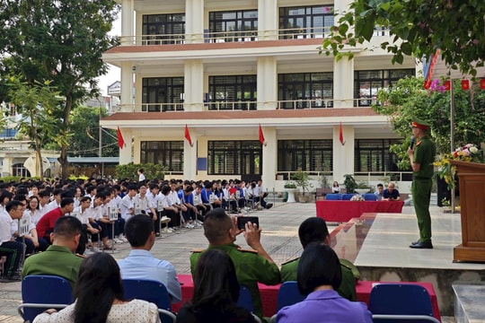 Phường Đại Mỗ đẩy mạnh tuyên truyền an toàn giao thông tại trường học