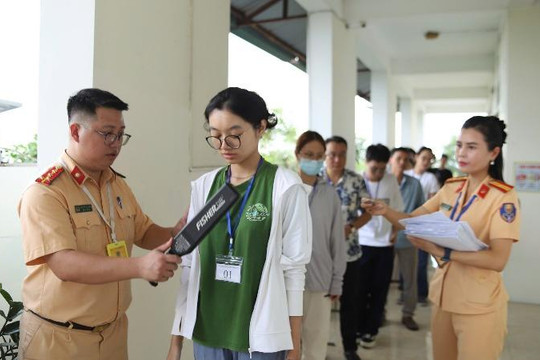 Hà Nội: Tổ chức hơn 100 kỳ sát hạch lái xe trong 1 tháng