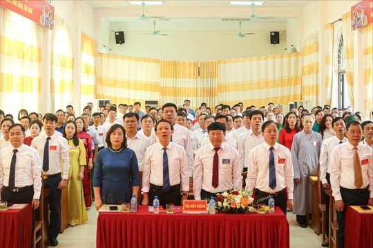 Ông Tạ Văn Thắng giữ chức Chủ tịch Ủy ban Mặt trận Tổ quốc xã Hưng Đạo nhiệm kỳ 2025-2030