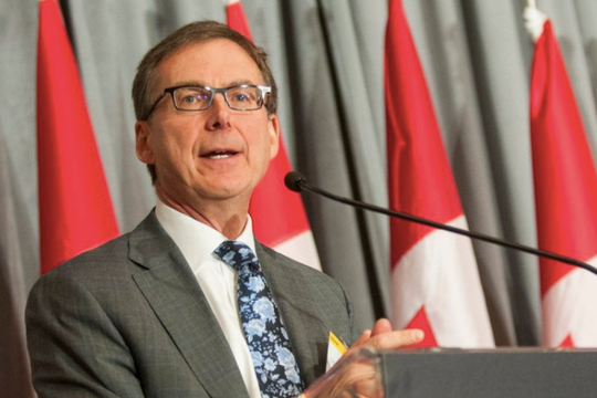 Canada giảm lãi suất lần đầu tiên kể từ tháng 3