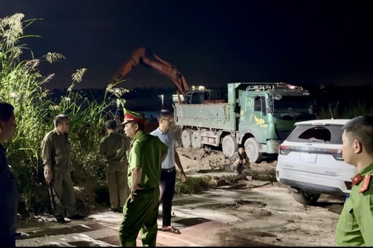 Phường Lĩnh Nam "mạnh tay" dẹp nạn đổ trộm phế thải