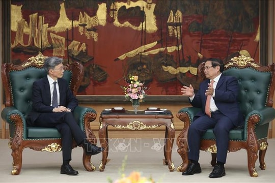 Thủ tướng Phạm Minh Chính tiếp Phó Tổng giám đốc Quỹ tiền tệ quốc tế Kenji Okamura