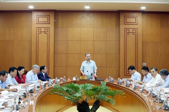 Đầu tư nguồn lực trí tuệ, tâm huyết để hoàn thiện các dự án Luật