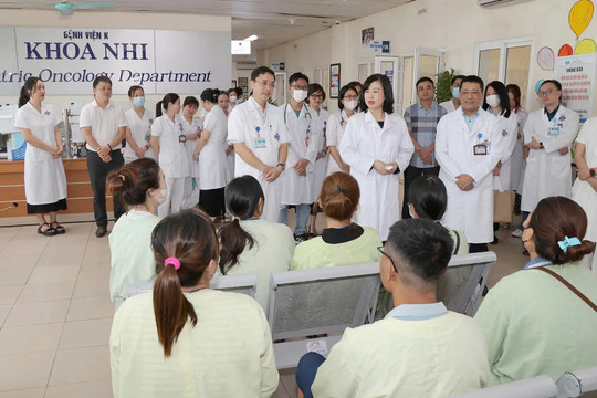 Miễn viện phí từ năm 2030: Để mục tiêu lớn thành hiện thực