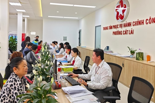 TP Hồ Chí Minh: Chuyển đổi từ “quản lý - mệnh lệnh” sang “phục vụ - đồng hành”