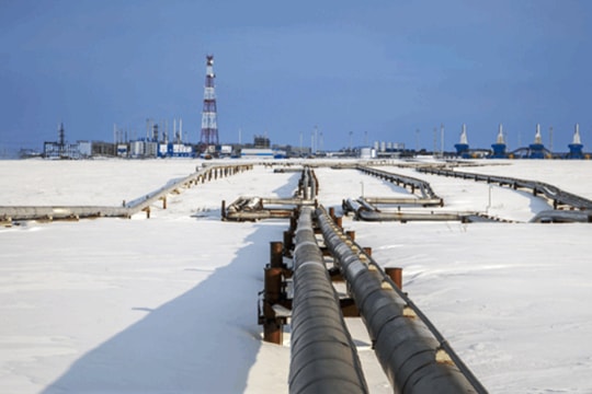 Cuộc đua làm nóng vùng đất băng giá Bắc Cực