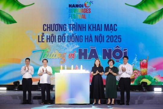 "Thưởng vị Hà Nội" giữa thu Tây Hồ