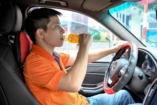 Đa nhiệm, “ôm” việc là “chuyện nhỏ” vì đã có đồ uống giúp đầy năng lượng và tỉnh táo tức thì
