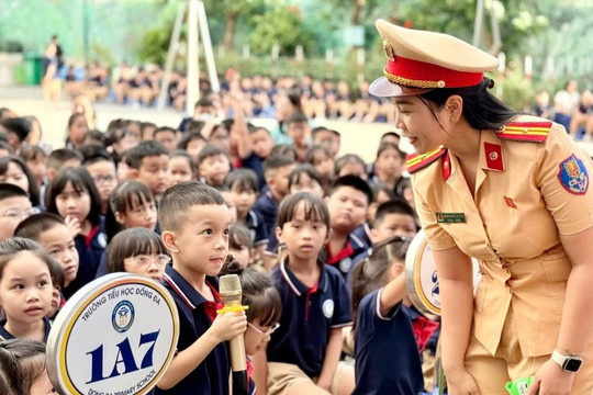 Hà Nội quyết liệt bảo đảm an toàn giao thông học đường