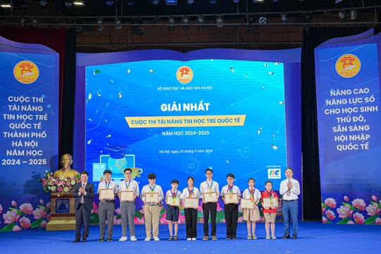 Hà Nội vinh danh 223 học sinh đoạt giải cuộc thi tin học trẻ
