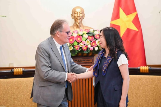 Thúc đẩy hơn nữa hợp tác du lịch, giao lưu nhân dân hai nước Việt - Pháp